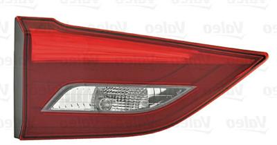 FANALE P/DX INT TOYOTA AVENSIS 4P/SW 05/15>
