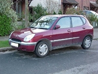 DAHIATSU SIRION 98-05